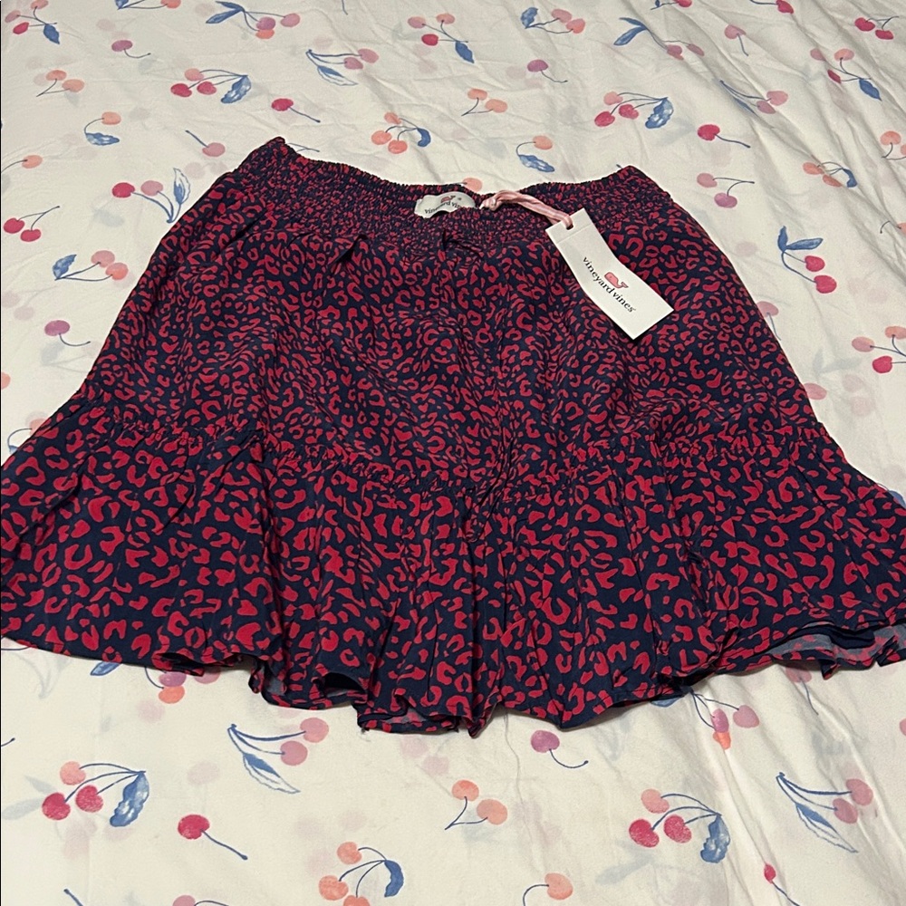 NWT vineyard vines mini skirt